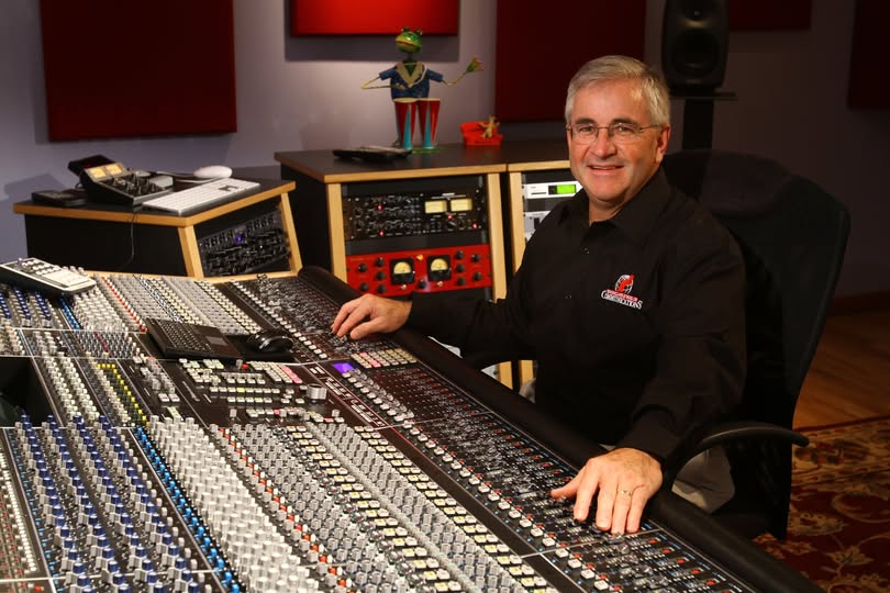Read more about the article David MacLaughlin,Longtime Faculty Member And Head Audio Engineering Department At NESCom at Husson University Has Died